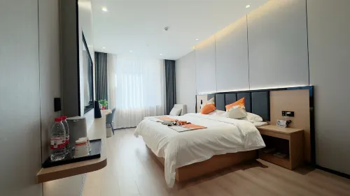 積石山絲路名庭酒店