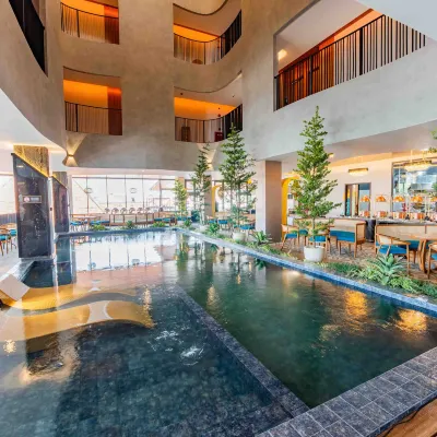 Azana Boutique Hotel Solo Hotels near Purwosari Train Station
