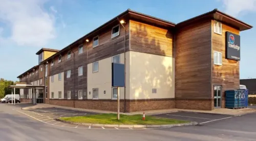 Travelodge Tewkesbury - Pet-friendly