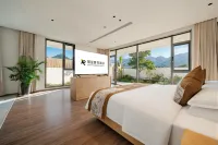 REZEN BLOSSOM HOTEL - شرفة