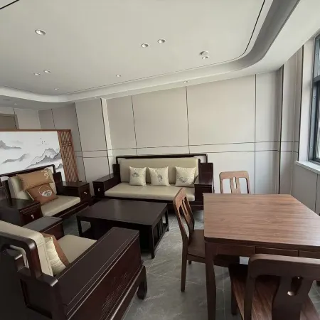 Elong Anyue Hotel (Jiangyin High-speed Railway Station Branch)