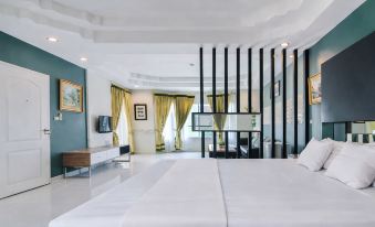 The Room Suphanburi