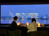 QI hotel - bar