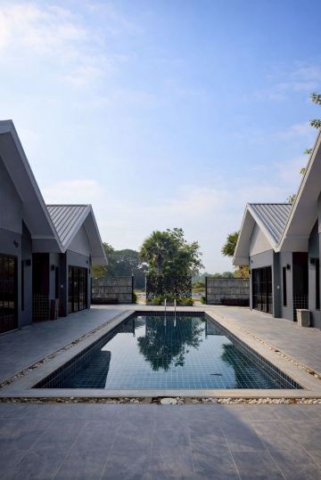 Na Ville Resort