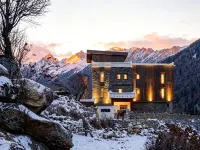 Yanlan Xue Xiu · Snow - domain Secret - land Homestay (Siguniang Mountain Scenic Area Store) โรงแรมในเซี่ยวจิน