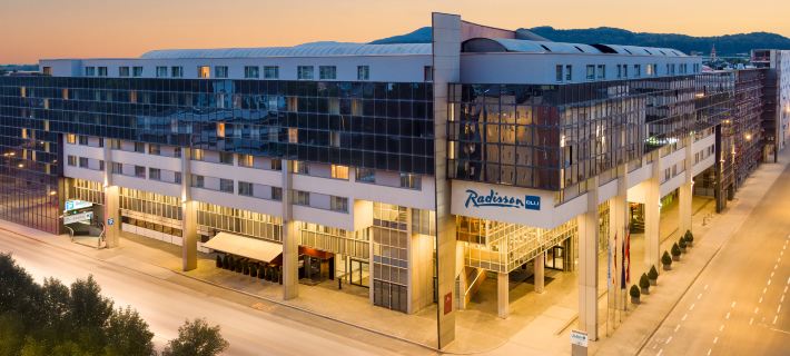Radisson Blu Hotel & Conference Centre, Salzburg ザルツブルクのホテル