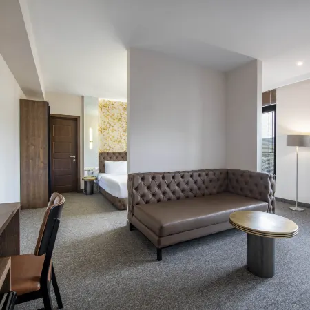 Highgarden Hotel