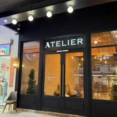 Atelier Hotel Permas Hôtels à proximité de : Centre commercial Mydin
