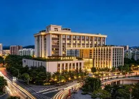 Dongshan Overseas Chinese Hotel (Jinluan Bay Beach Branch, Dongshan Island)