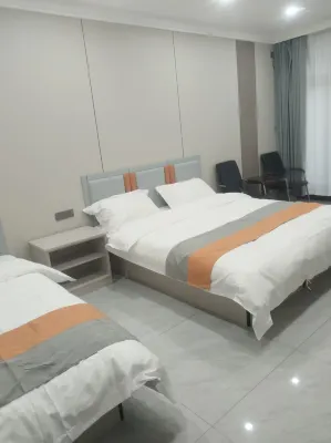 Yifeng Express Hotel - إقامة ريفية