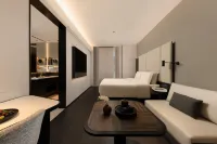 Atour Hotel, Qianxi Plaza, Zhengzhou CBD International Convention and Exhibition Center - parking