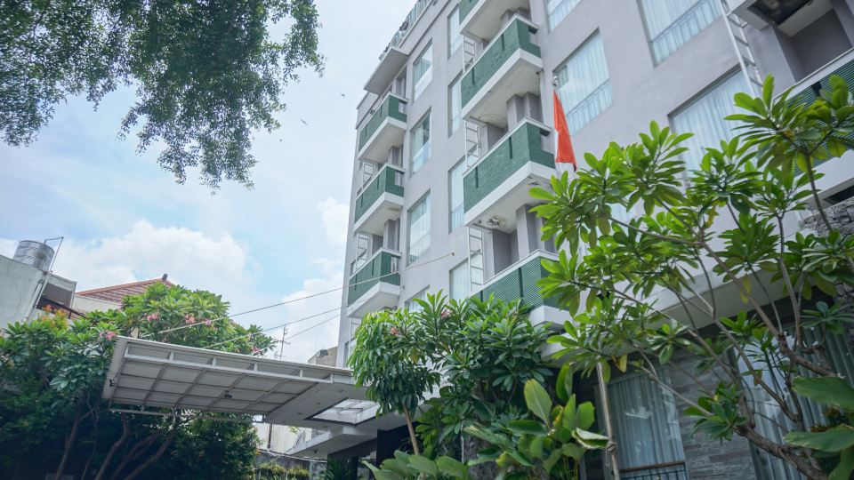 Loji Hotel