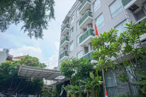 Loji Hotel