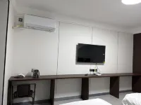 Baiyueju Homestay Hotels in Yiningxian