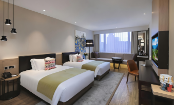 Campanile (shenzhen Longcheng Square Subway Station Hotel )
