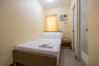 RedDoorz at Perpetual Tanguile Travellers Inn - 2-Star
