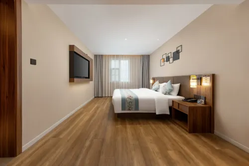 Yiju Yun Hotel (Gaoyou World Trade Plaza South Gate Street Store) - 2-Star