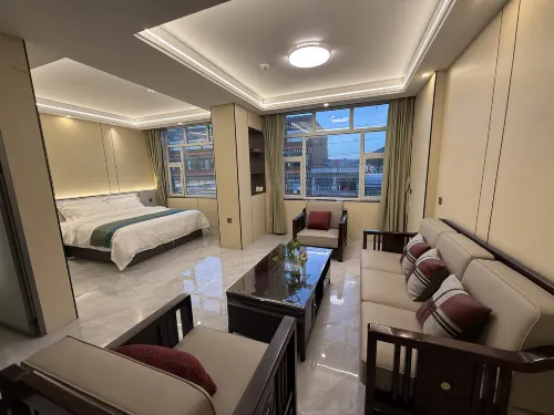 Dongsheng Hotel - Parking