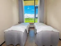 LUZBAISHA Wild Luxury Homestay | Mountain Snow Bank, Sunrise Golden Peak (Baisha, Lijiang) - سبا