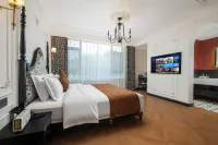 Yijiangqing Hotel (Liuxing Street Scenic Area) - 2-Star
