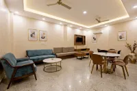 Hotel Square Plaza - 4-Star