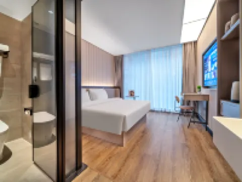 HanTing Hotel (Chongqing Pengshui Shizi Street) Hotels in Pengshui County
