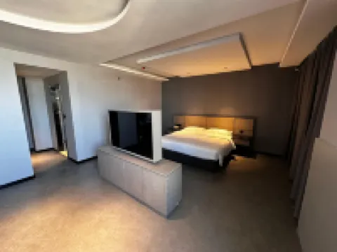 Dongsheng Hotel Hotels in Changtu