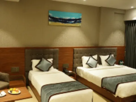 Alaukik Hotel Hotels in Shirdi