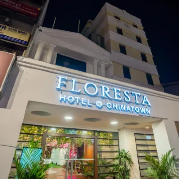 โรงแรมฟลอเรสต้า ไชน่าทาวน์ โรงแรมใกล้สนามกีฬาเมอร์เดกา