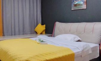Wenjin Apartment