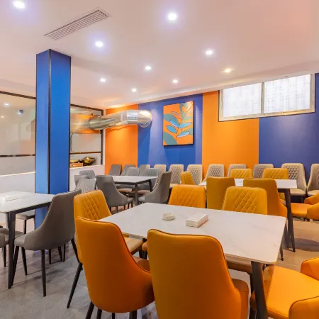 Yayue Hotel (Chenzhou Diyi Renmin Zhongxin Hospital Yuhou Street)