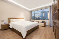 이쟈무 호텔 (징저우 훙후 롱 스트리트)