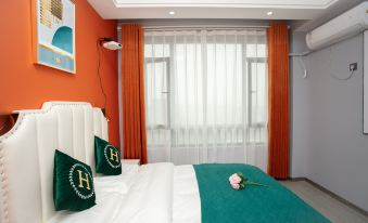 Xiyue Cinema Apartment (Changzhou North Railway Station)