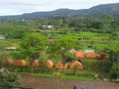 Puncak Camp Hills Hotels in Cisarua Subdistrict