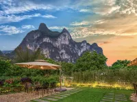 Huashan Lishui B&B (Yangshuo Jiuma Huashan Scenic Area Branch) Hotels near Xianggong Mountain