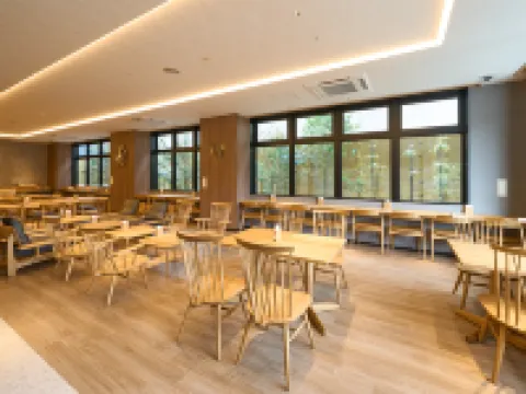 โรงแรมและสปา กิฟท์ ทาคายามา โรงแรมในทาคายาม่า