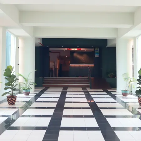 Room V Kluang parade by SECOM