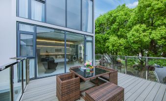 Haijiang Lodge · Swimming Pool · Luxury Family Boutique (Anji Longwang Mountain Rafting)