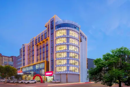 Zhuanghe Hualin Hotel