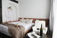 Zhenhai One Night - Balkoner