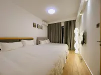 Clover Travel Seaview Apartment