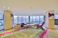 麗楓酒店（大理高鐵站洱海公園店） - 健身室/gym room