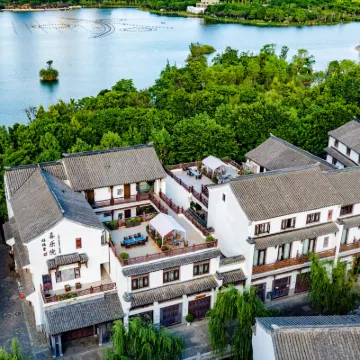 The happy home Hotels near Honghe Nativeland