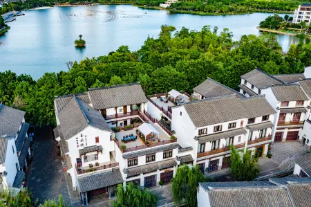 The happy home Отели рядом с достопримечательностью «Honghe Nativeland»