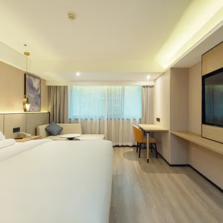 Starway Hotel (Xi'an Xiaozhai Metro Station) Отели рядом с достопримечательностью «Станция метро Xiaozhai»