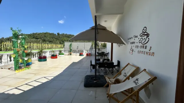 Lingshui Perfume Bay Yuehai Fengqi B&B