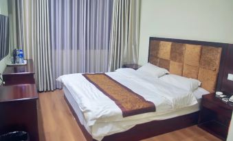 Home Inn Huayi Hotel (Shangqiu Yucheng County Future Avenue)