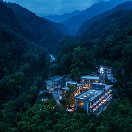 Pengzhou Baoshan Yihe Wangyou Private Hot Spring Hotel