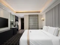 Xana Deluxe Hotel Rizhao SiZhengfu   wanpingkou Store Hotels near Haibaihe Huashi Exhibition hall