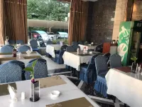 Devel International Hotel - breakfast